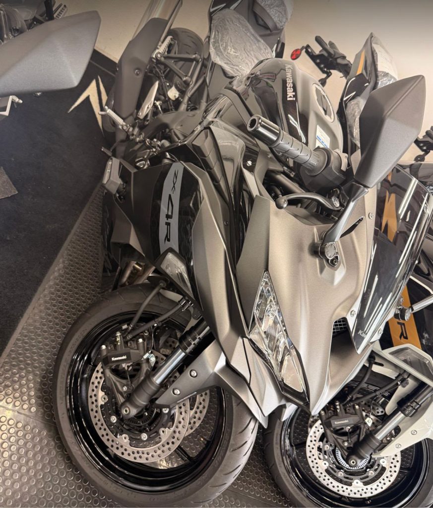 Kawasaki Ninja bikes sri lanka